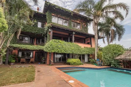 Casa de Condomínio com 3 Quartos à venda, 420m² no Santa Tereza, Porto Alegre