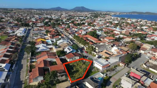 Lote/Terreno à venda, 484m² no Centro, Iguaba Grande