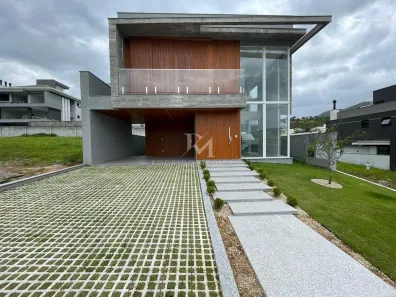 Casa de Condomínio com 4 Quartos à venda, 339m² no Pedra Branca, Palhoça