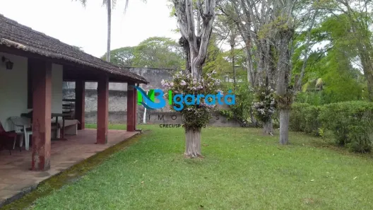 Fazenda/Sítio com 4 Quartos à venda, 1100m² no Chácaras Condomínio Recanto Pássaros II, Jacareí