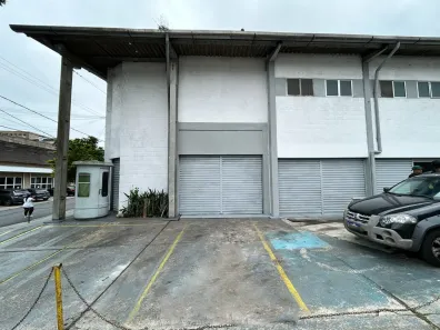 Galpão/Depósito/Armazém para alugar, 560m² no Vila Santo Antônio, São Paulo