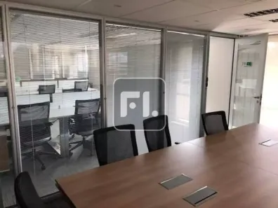 Sala Comercial para venda ou aluguel, 132m² no Vila Almeida, São Paulo