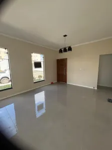 Casa de Condomínio com 3 Quartos para venda ou aluguel, 110m² no Parque São Luís, Taubaté