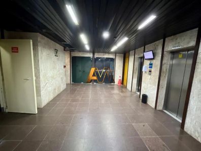 Sala Comercial à venda, 700m² no Caminho das Árvores, Salvador