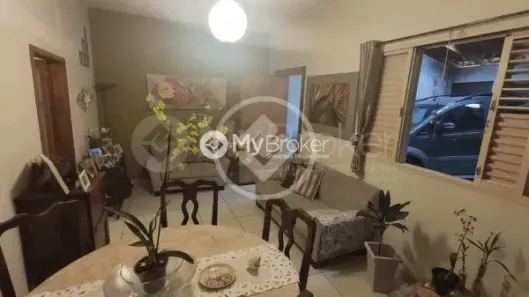 Casa com 3 Quartos à venda, 125m² no Tubalina, Uberlândia