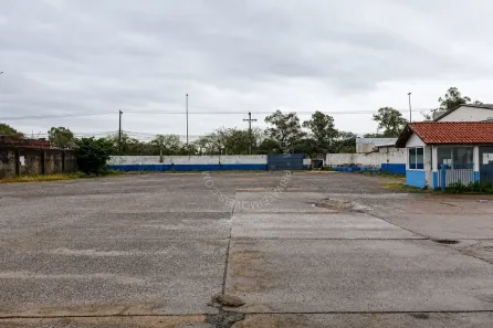 Galpão/Depósito/Armazém para alugar, 2000m² no Santa Maria Goretti, Porto Alegre