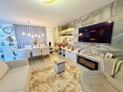 Sobrado com 3 Quartos à venda, 152m² no Portão, Curitiba