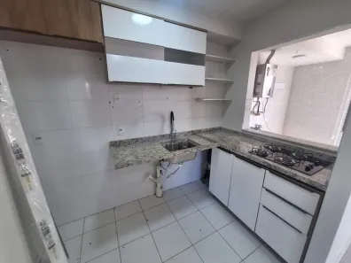 Apartamento com 2 Quartos para alugar, 40m² no Cidade dos Bandeirantes, São Paulo