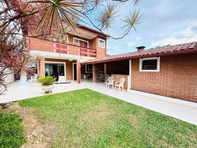 Casa de Condomínio com 4 Quartos à venda, 243m² no Lagoinha, Ubatuba