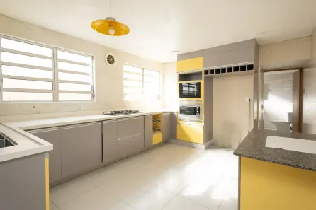 Casa com 3 Quartos para alugar, 150m² no Fragata, Pelotas