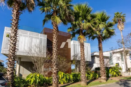 Casa de Condomínio com 4 Quartos à venda, 950m² no Alphaville, Santana de Parnaíba