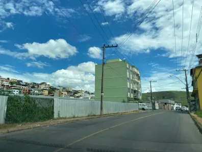 Ponto Comercial à venda, 575m² no Milho Branco, Juiz de Fora