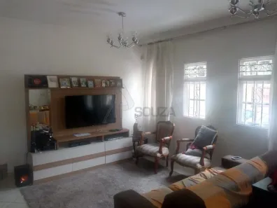 Sobrado com 3 Quartos à venda, 220m² no Jardim Virginia Bianca, São Paulo