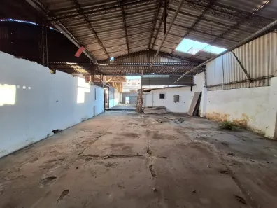 Galpão/Depósito/Armazém à venda, 750m² no Higienópolis, Rio de Janeiro