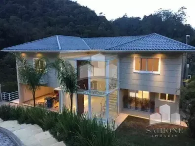 Casa com 4 Quartos à venda, 600m² no Quitandinha, Petrópolis