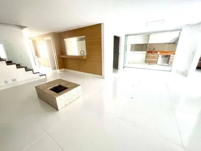 Casa de Condomínio com 3 Quartos à venda, 250m² no Tamboré, Santana de Parnaíba