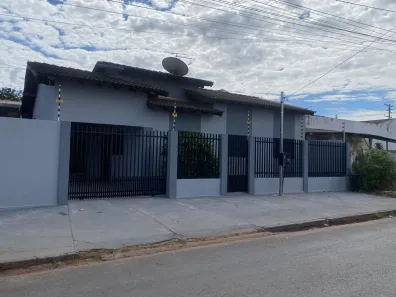 Casa com 3 Quartos à venda, 96m² no Ikaray, Várzea Grande