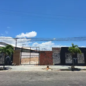 Lote/Terreno à venda, 2193m² no Bonsucesso, Fortaleza