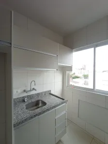 Kitnet com 1 Quarto para alugar, 28m² no Zona 07, Maringá