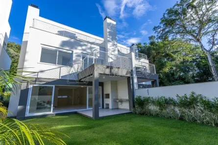 Casa de Condomínio com 3 Quartos à venda, 450m² no Pedra Redonda, Porto Alegre