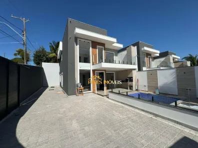 Casa com 4 Quartos à venda, 140m² no Colinas, Rio das Ostras