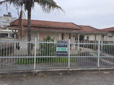 Casa com 2 Quartos à venda, 359m² no Vila Esperança, Tubarão