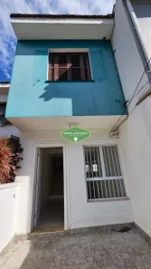 Casa com 2 Quartos para alugar, 65m² no Jardim Umuarama, São Paulo