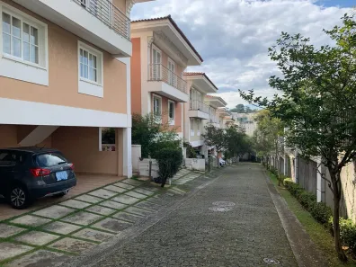 Sobrado com 4 Quartos à venda, 409m² no Vila São Silvestre, São Paulo