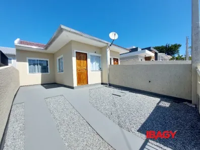 Casa com 2 Quartos para alugar, 65m² no Bela Vista, Palhoça