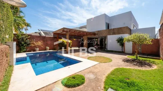 Casa de Condomínio com 4 Quartos à venda, 289m² no Jardins Atenas, Goiânia