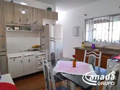 Casa com 3 Quartos à venda, 251m² no São Pedro, Osasco