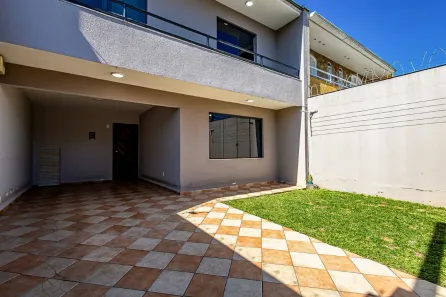Sobrado com 3 Quartos à venda, 147m² no Xaxim, Curitiba