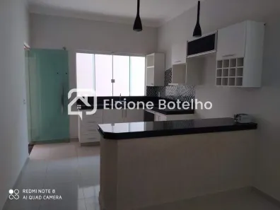 Casa com 4 Quartos à venda, 200m² no Alto Umuarama, Uberlândia