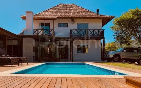 Casa com 6 Quartos à venda, 425m² no Rio Tavares, Florianópolis