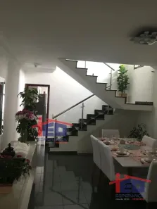 Sobrado com 4 Quartos à venda, 241m² no Vila Osasco, Osasco