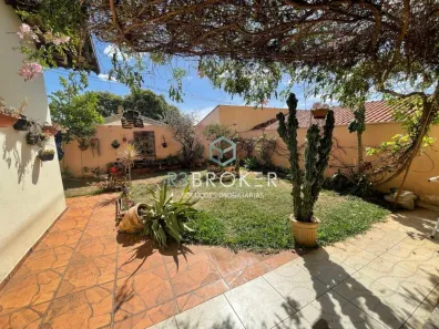 Casa com 3 Quartos à venda, 240m² no Vila Rocha, Bauru