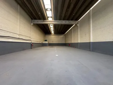 Galpão/Depósito/Armazém para alugar, 700m² no Parque São Lourenço, São Paulo