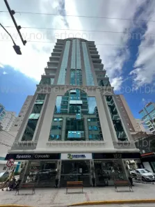 Apartamento com 3 Quartos à venda, 130m² no Meia Praia, Itapema