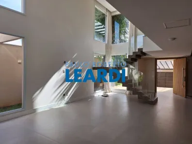 Casa com 4 Quartos à venda, 402m² no Boaçava, São Paulo