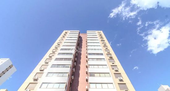 Apartamento com 2 Quartos à venda, 72m² no Passo da Areia, Porto Alegre