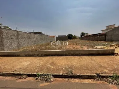 Lote/Terreno à venda, 480m² no Cidade Jardim, Araraquara