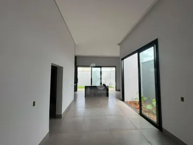 Casa com 3 Quartos à venda, 175m² no Grand Ville, Uberlândia
