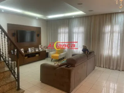 Sobrado com 4 Quartos à venda, 327m² no Parque Renato Maia, Guarulhos