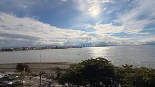 Apartamento com 3 Quartos para alugar, 129m² no Centro, Florianópolis