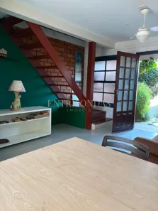 Casa de Condomínio com 2 Quartos para alugar, 75m² no Barra da Lagoa, Florianópolis