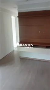 Apartamento com 3 Quartos à venda, 70m² no Jardim Patrícia, Uberlândia