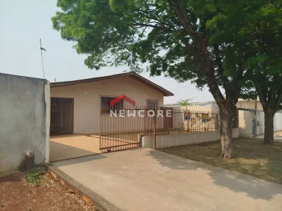 Casa com 3 Quartos à venda, 240m² no Coqueiral, Cascavel