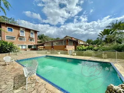 Casa de Condomínio com 5 Quartos para venda ou aluguel, 650m² no Parque Dom Henrique, Cotia
