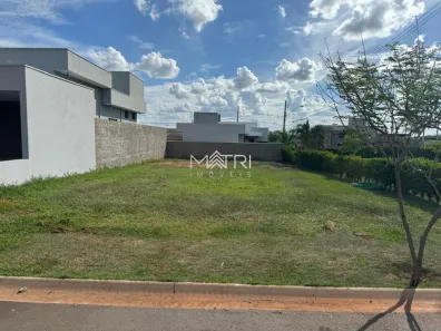 Lote/Terreno à venda, 318m² no Residencial Village Damha, Araraquara