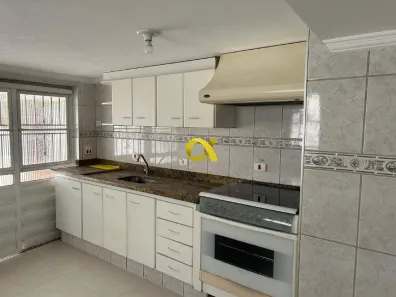 Casa com 3 Quartos para alugar, 150m² no Vila Rezende, Piracicaba